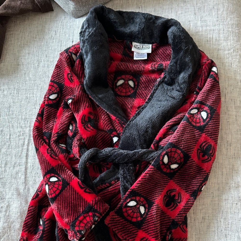 Marvel Red and Black Kids Pajama Robe 4T/5T